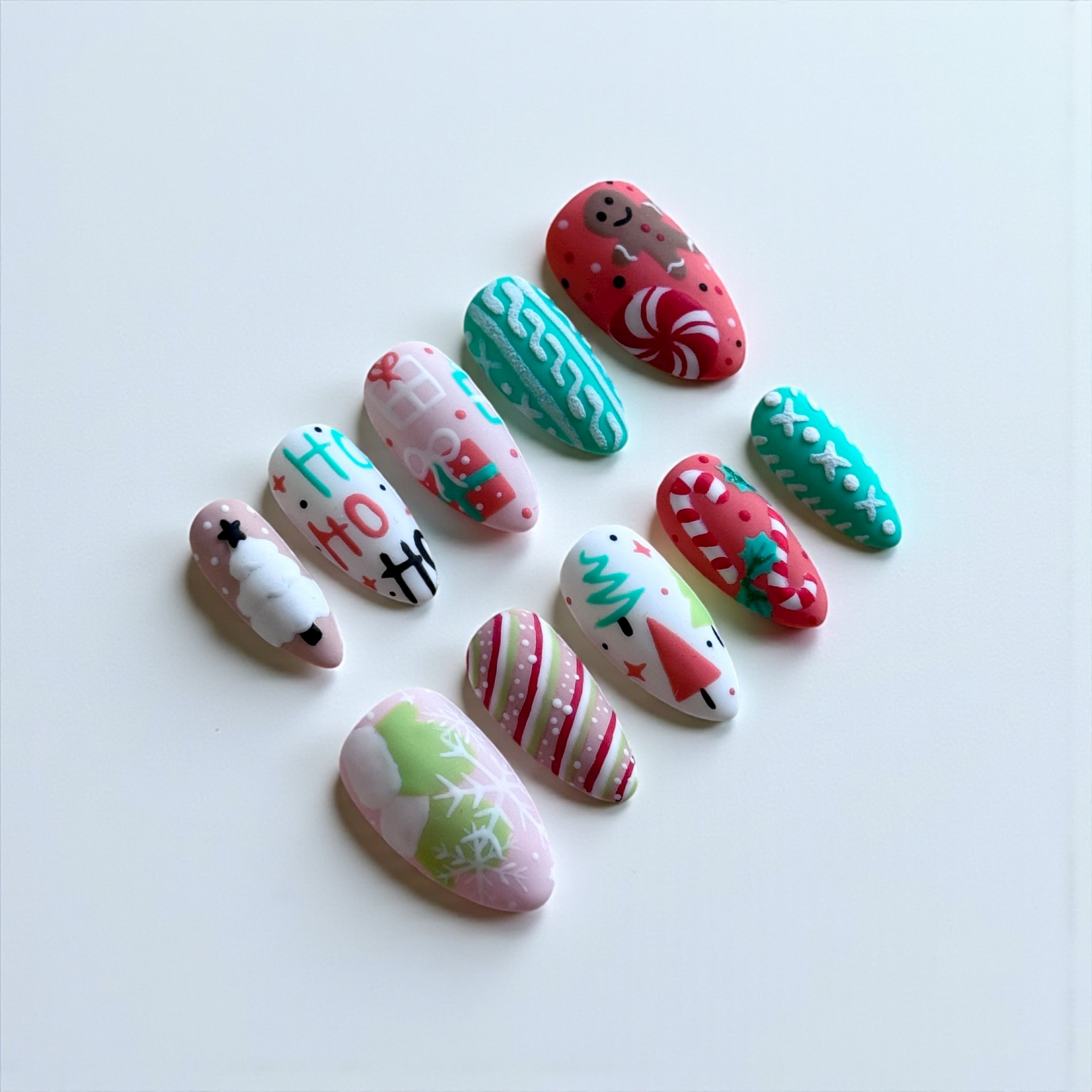 Christmas Chaos Press-On Nail Set