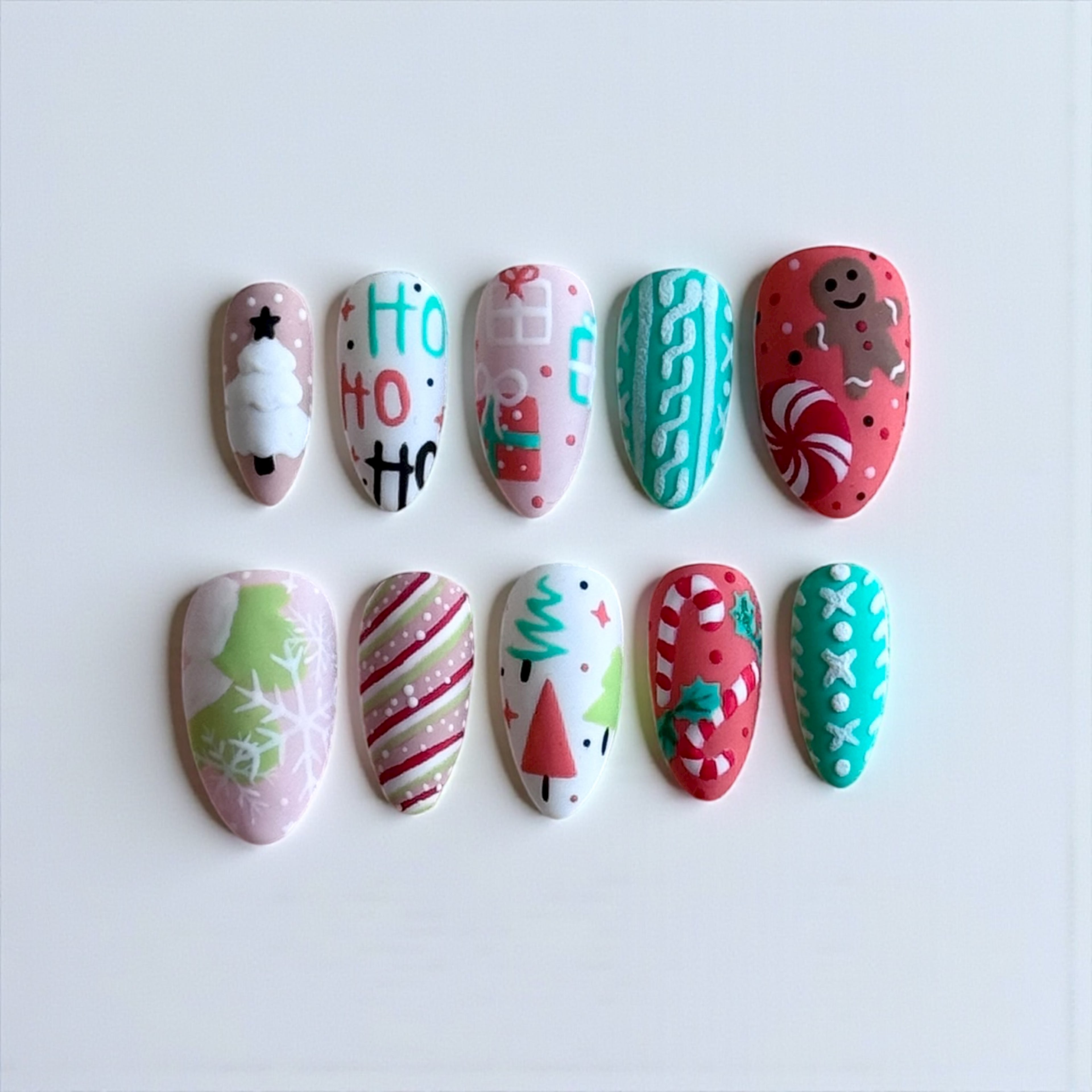 Christmas Chaos Press-On Nail Set